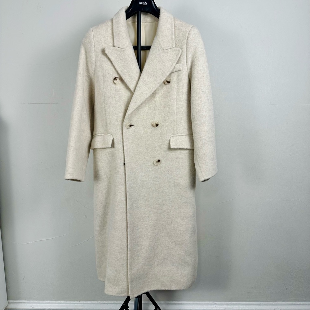 100% Australian wool women’s Double-Breasted belted Coat (size 4)